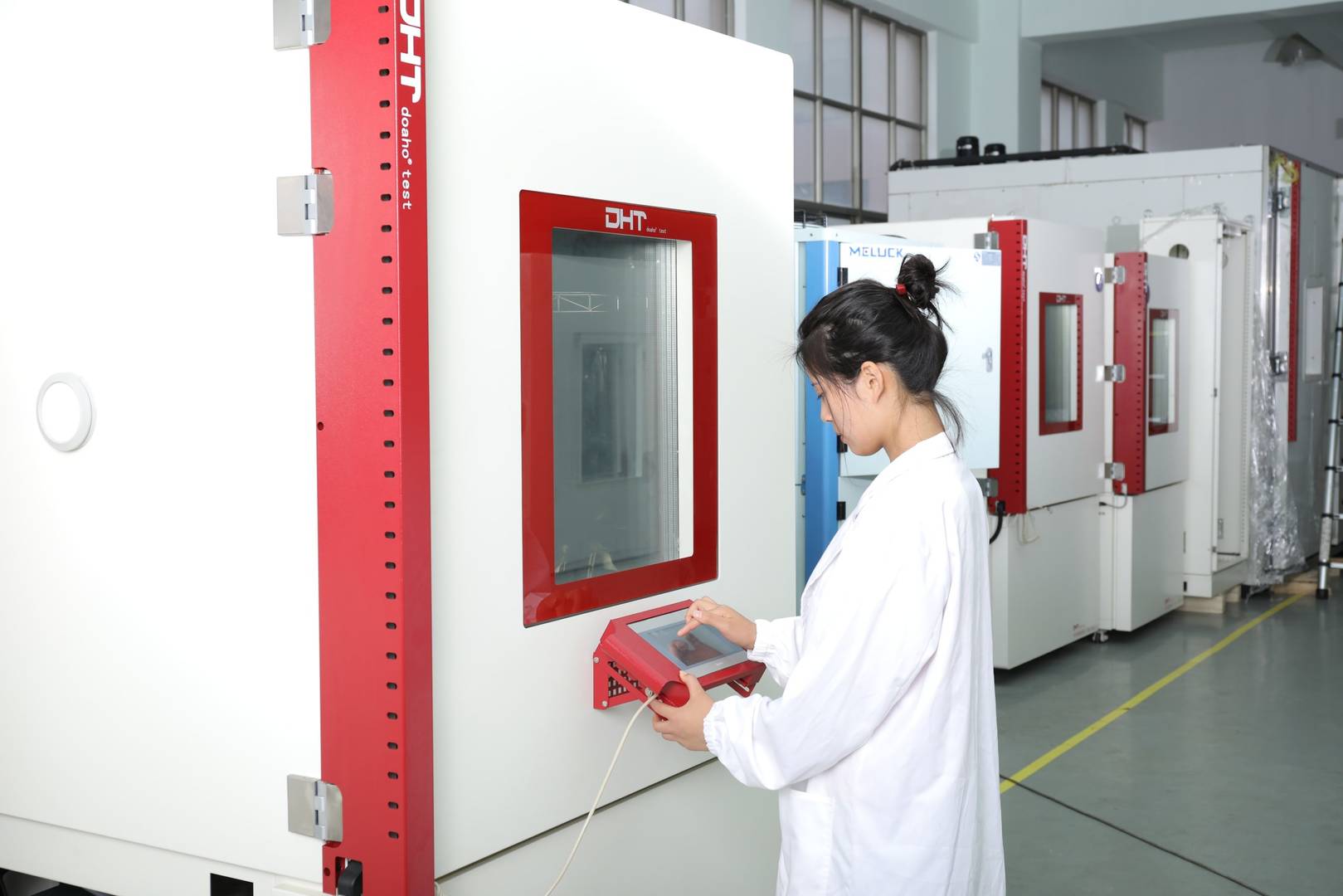 DHT® Prüfkammer für konstante Temperatur und Luftfeuchtigkeit